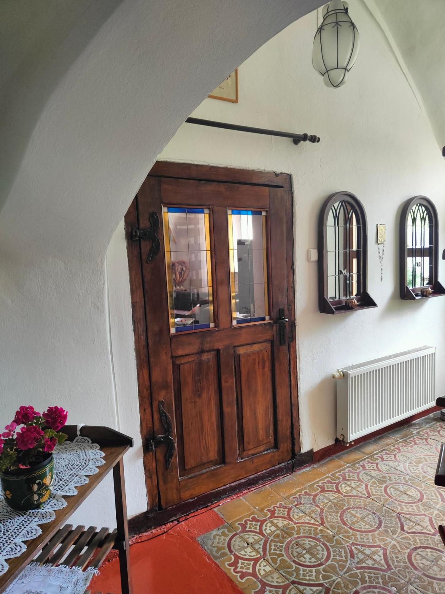 Bed And Breakfast Tvrz Velká Bukovina Eksteriør billede